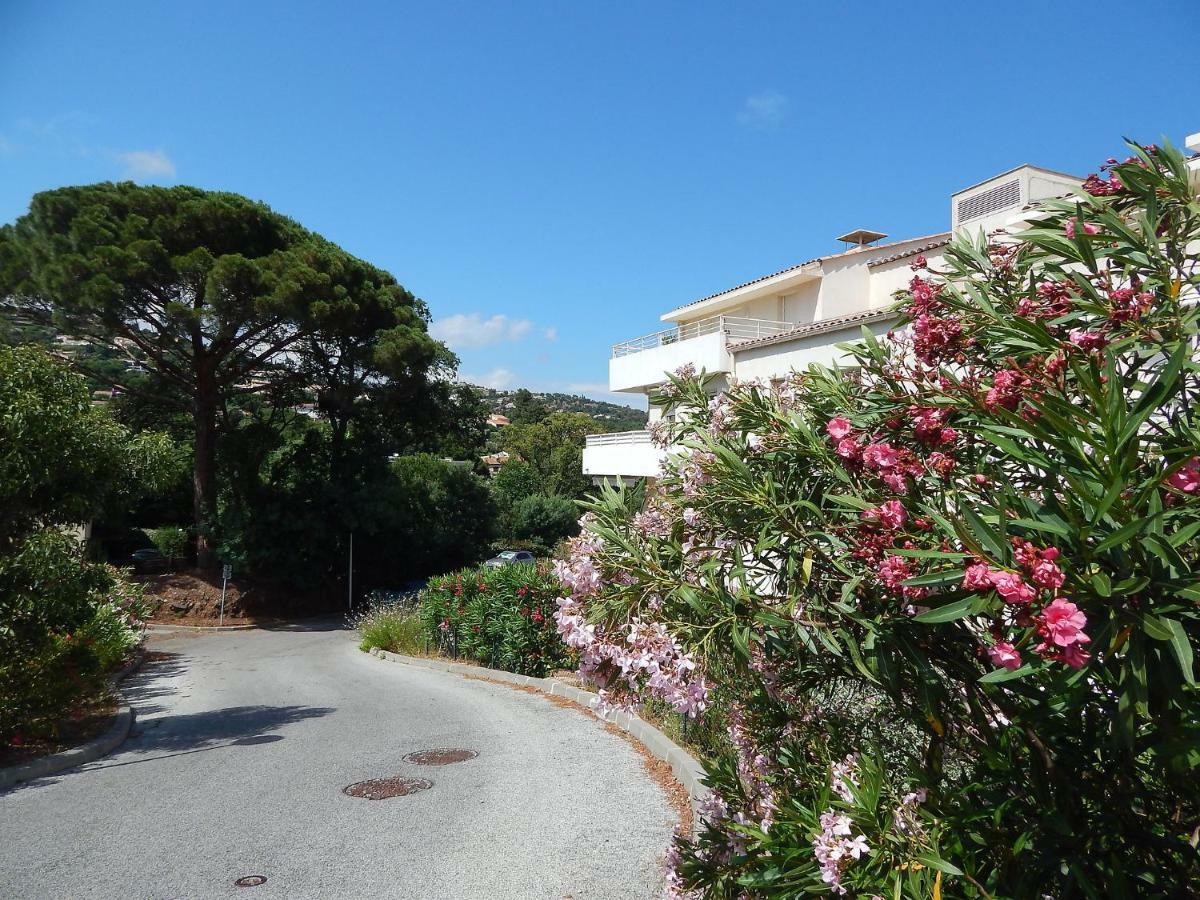 Apartment Cap Marine-2 By Interhome Cavalaire-sur-Mer Exterior photo